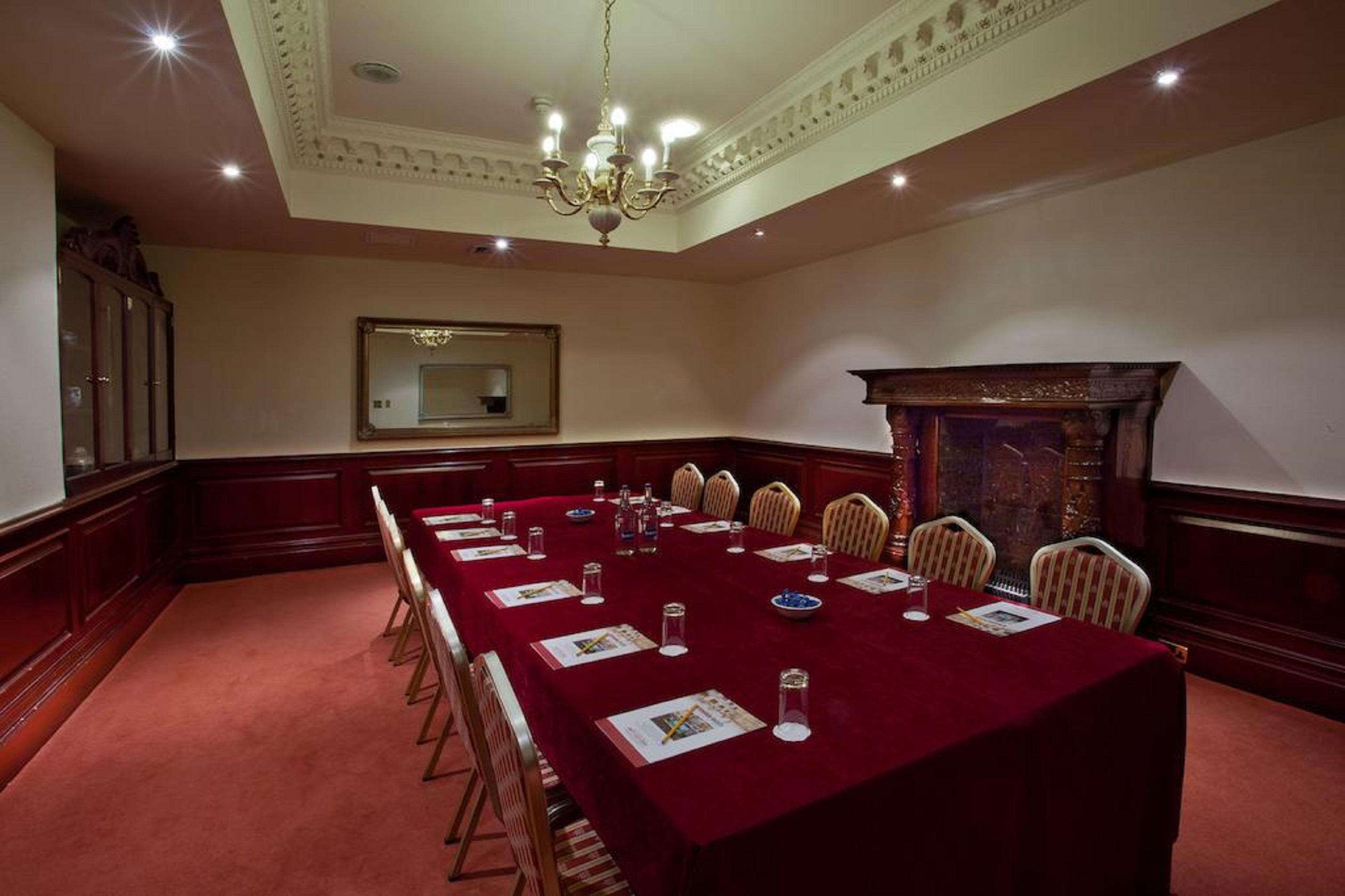 Royal Court Hotel & Spa Ковентрі Екстер'єр фото