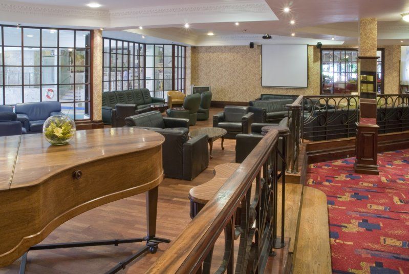 Royal Court Hotel & Spa Ковентрі Екстер'єр фото