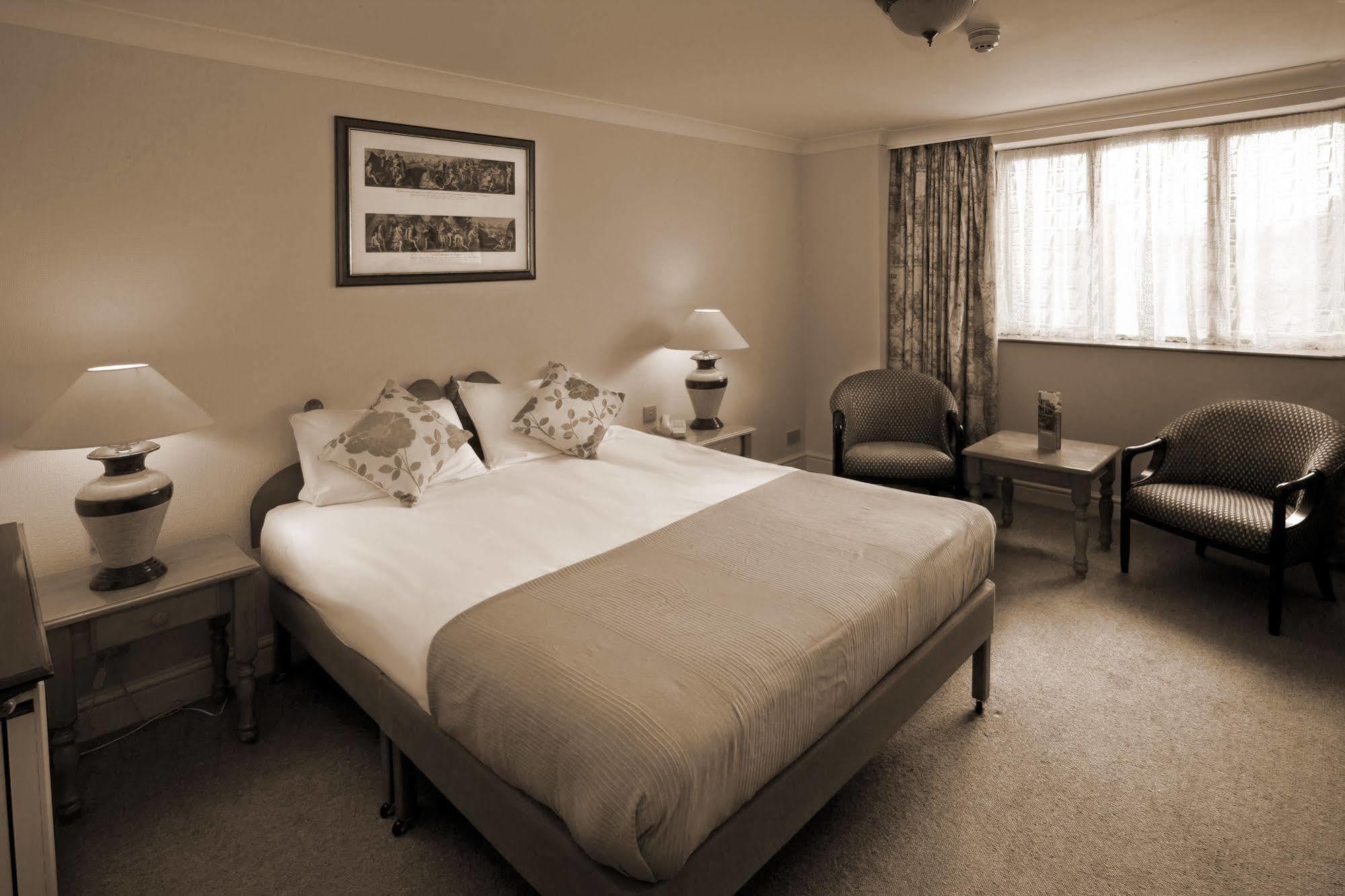 Royal Court Hotel & Spa Ковентрі Екстер'єр фото