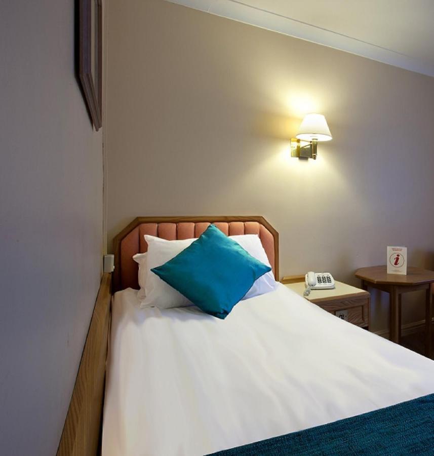 Royal Court Hotel & Spa Ковентрі Екстер'єр фото
